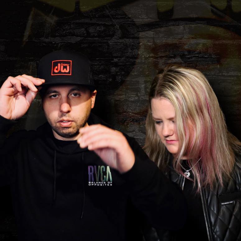 Chris and Lori George of The Emerald Escape